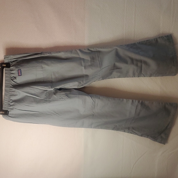 Women breast cancer nursing srub top with gray pants - Picture 10 of 11